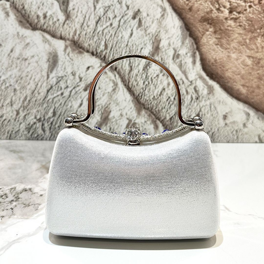 Nouvelle pochette à strass et  - Women Bags For Sale avis et prix